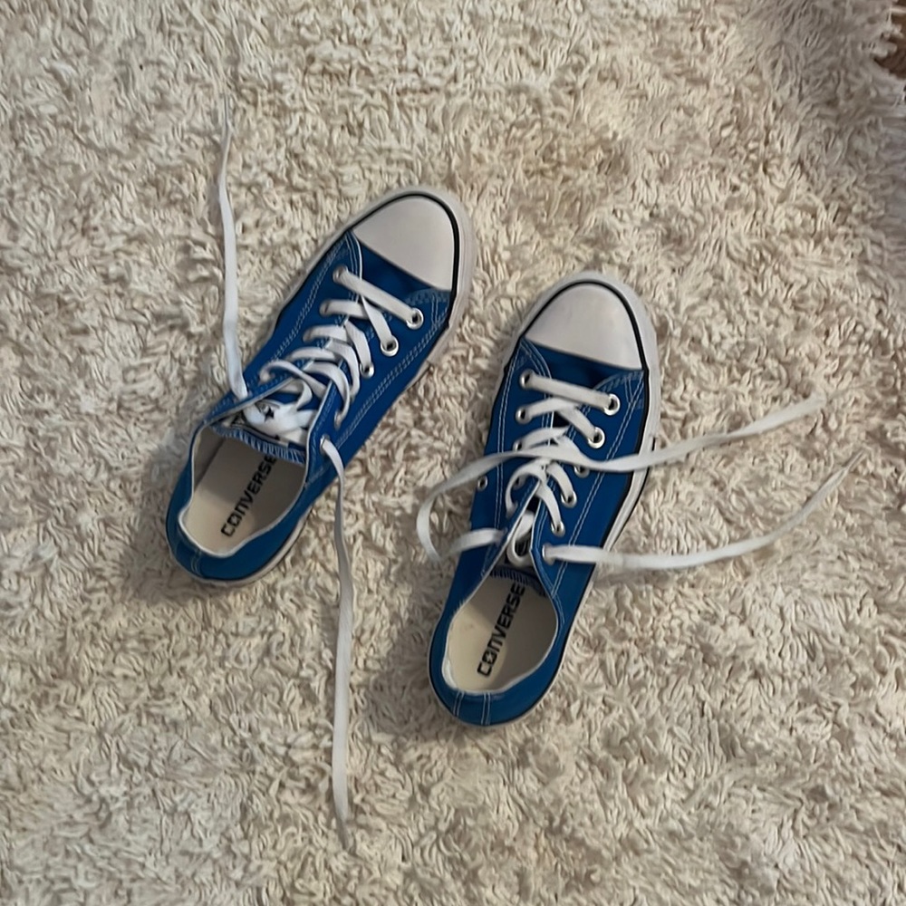 Blue converse